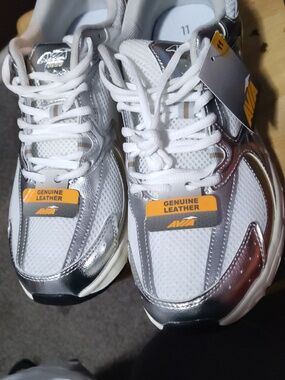 Avia White and Silver Mesh Running Shoes